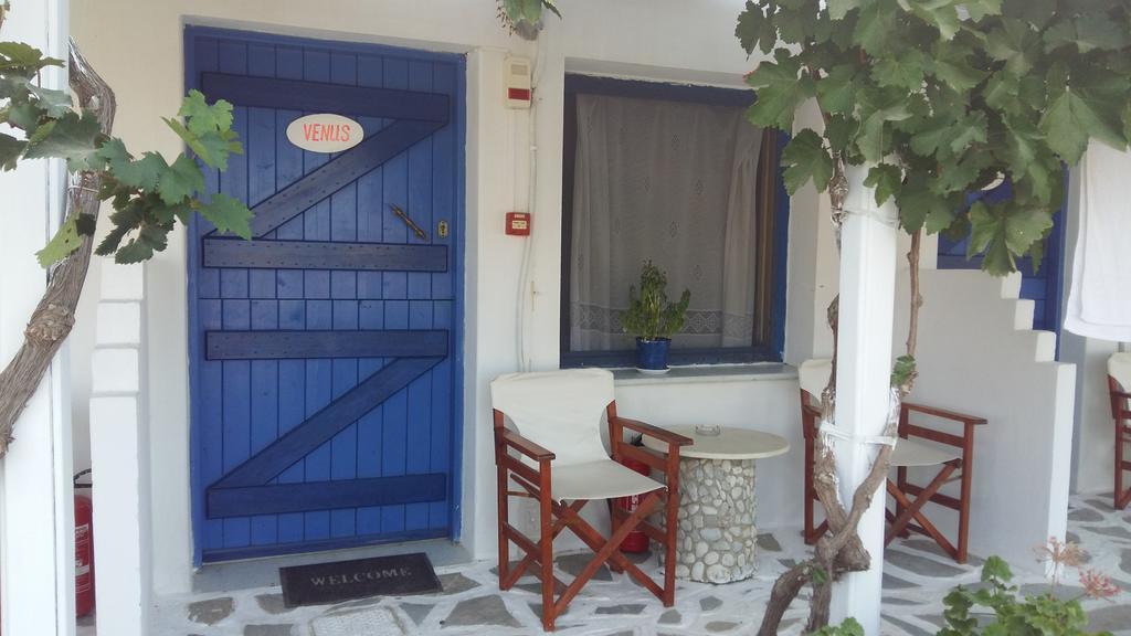 Anatoli Studios Schoinoussa Buitenkant foto